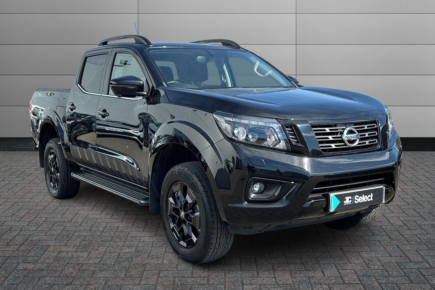 Main listing image - Nissan Navara