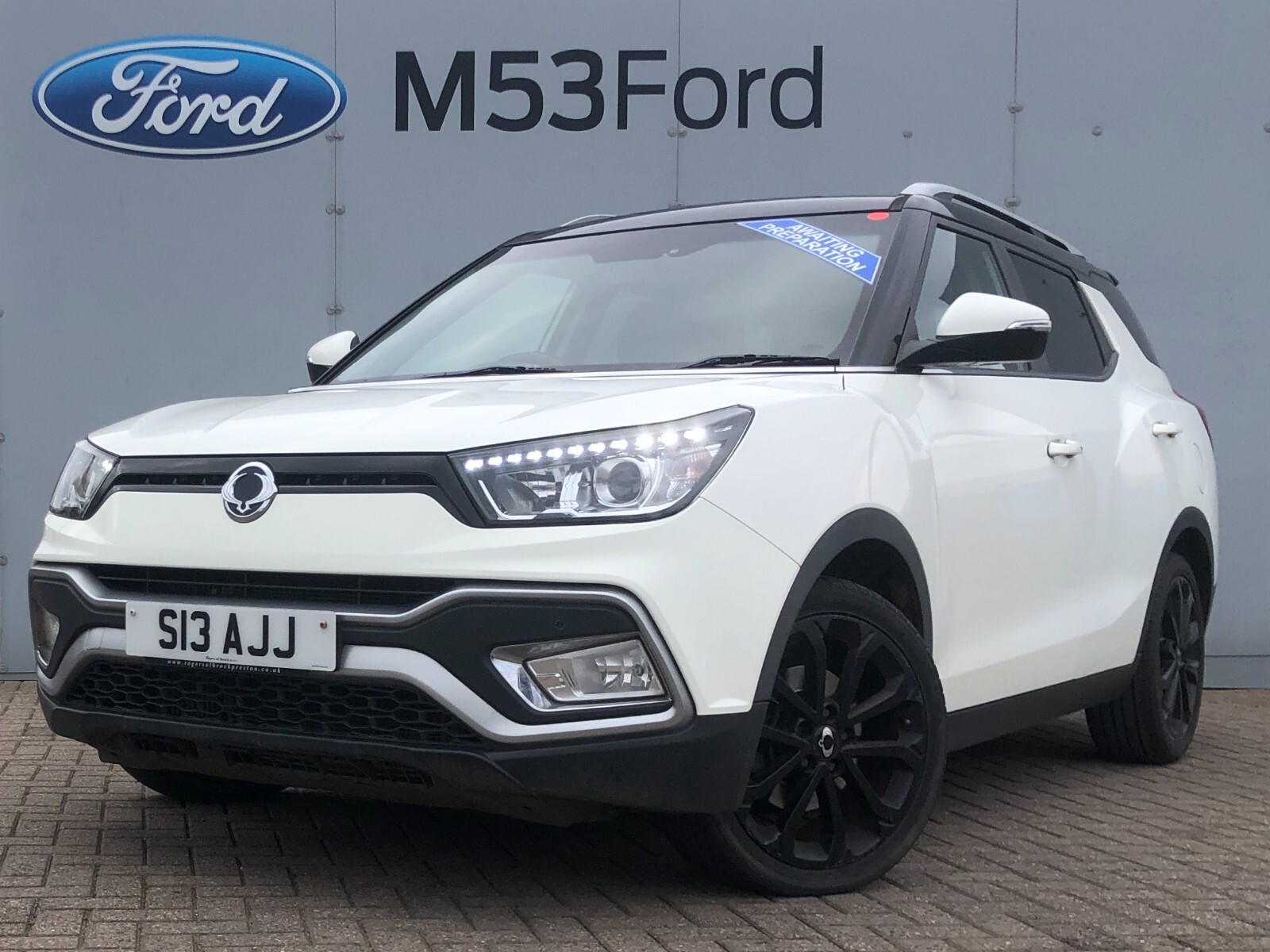 Main listing image - SsangYong Tivoli Xlv