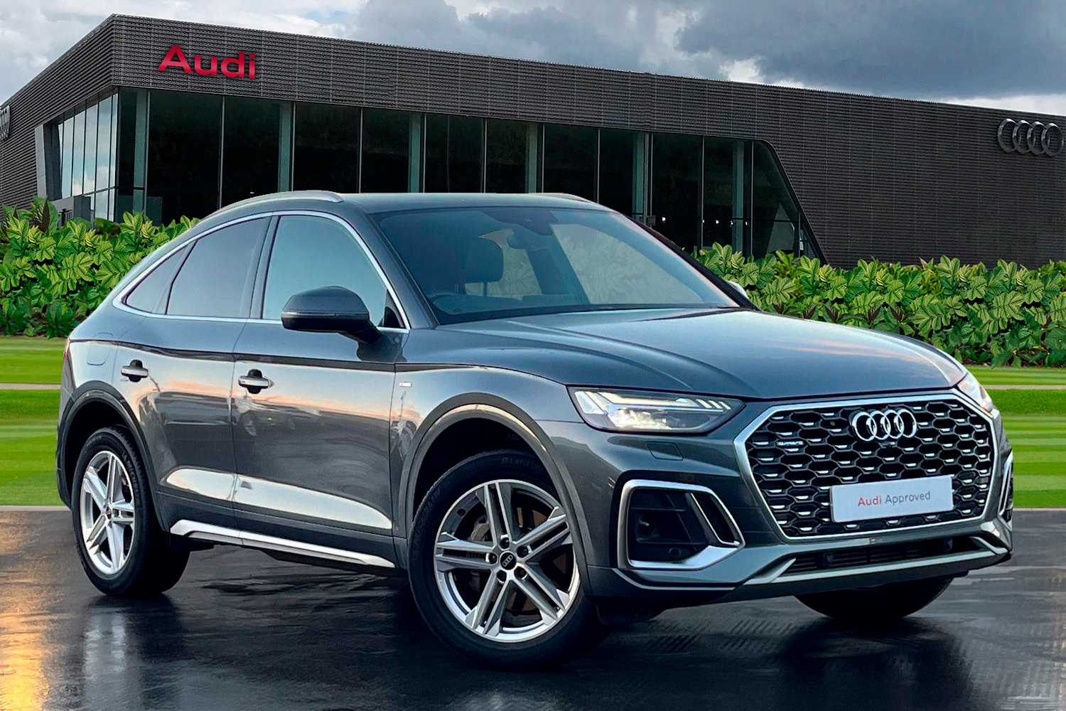 Main listing image - Audi Q5 Sportback