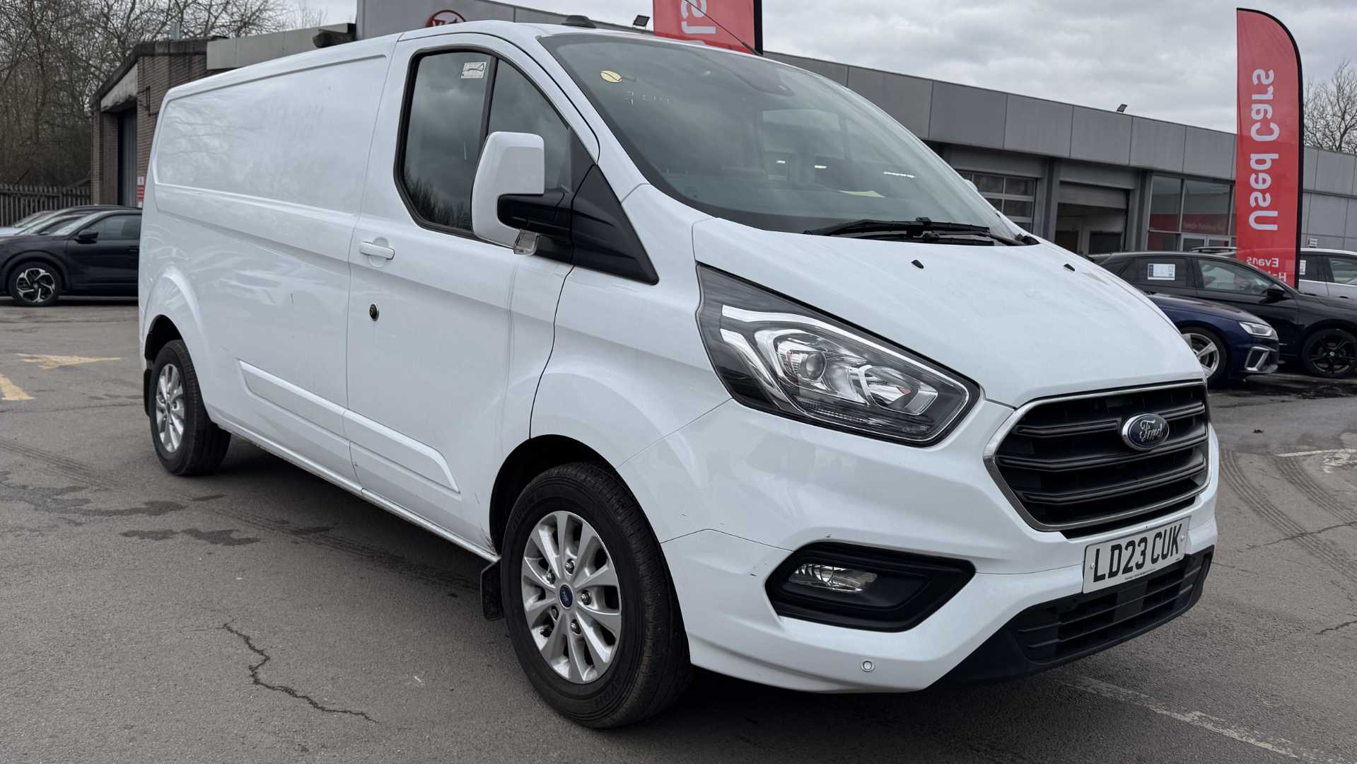 Main listing image - Ford Transit Custom