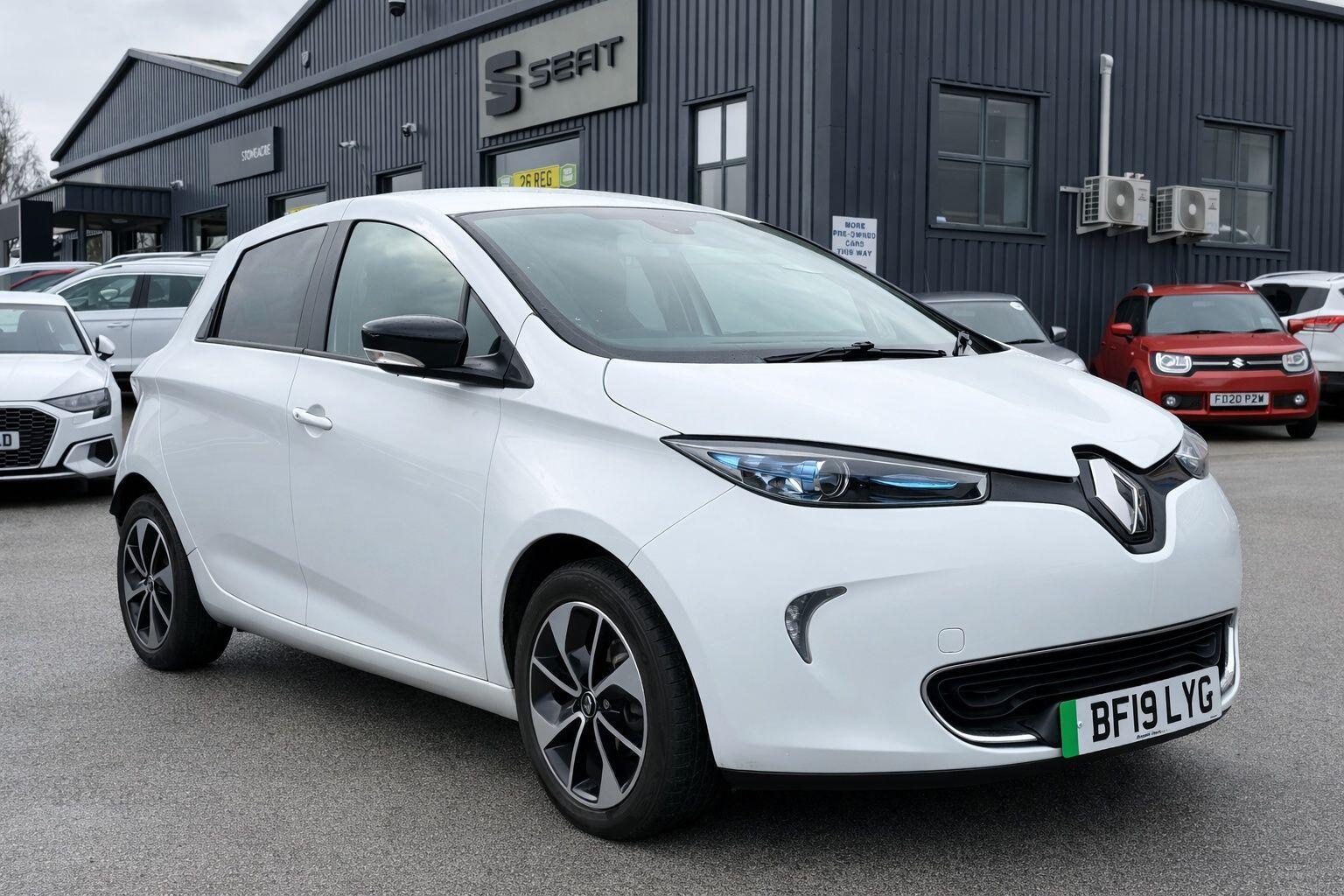 Main listing image - Renault Zoe