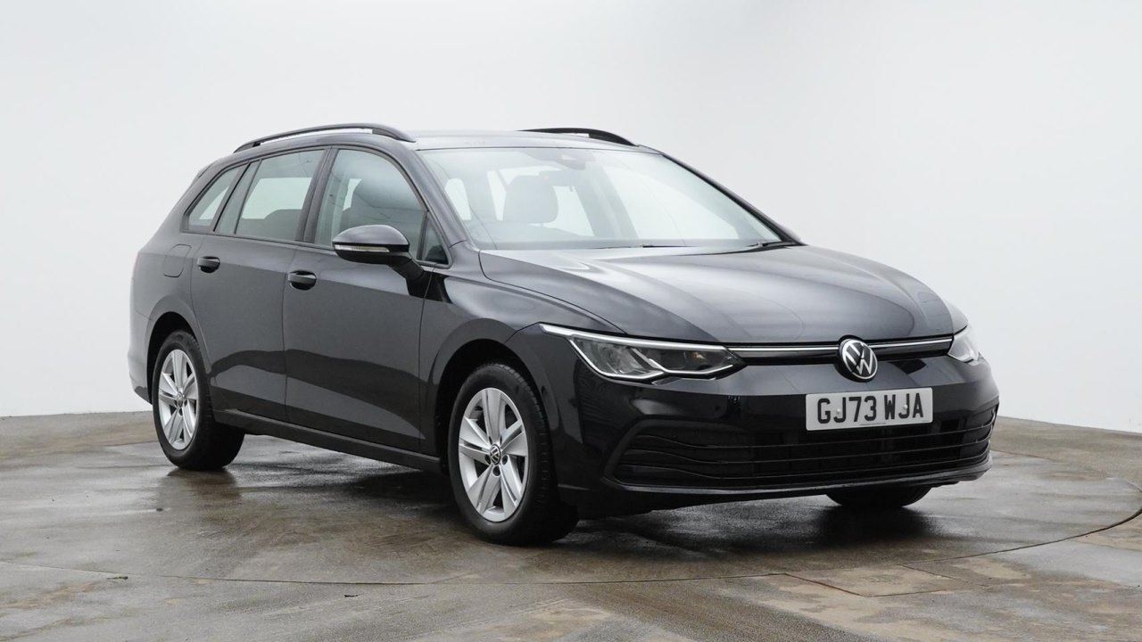 Main listing image - Volkswagen Golf Estate