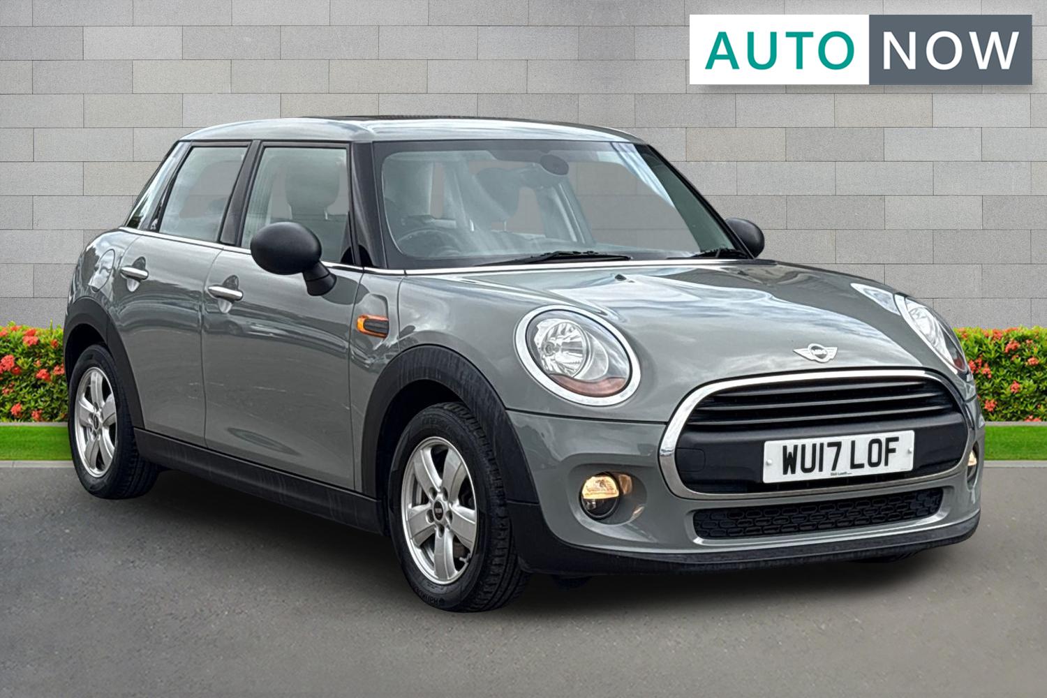 Main listing image - MINI Hatchback