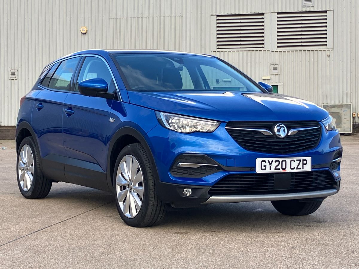 Main listing image - Vauxhall Grandland X