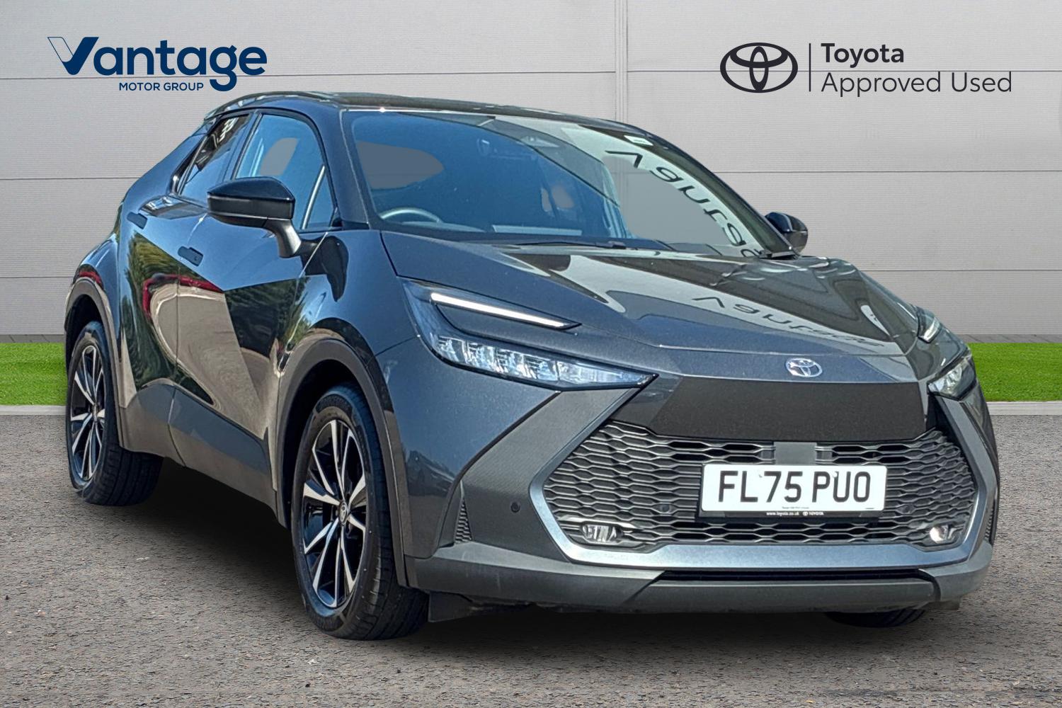 Main listing image - Toyota C-HR