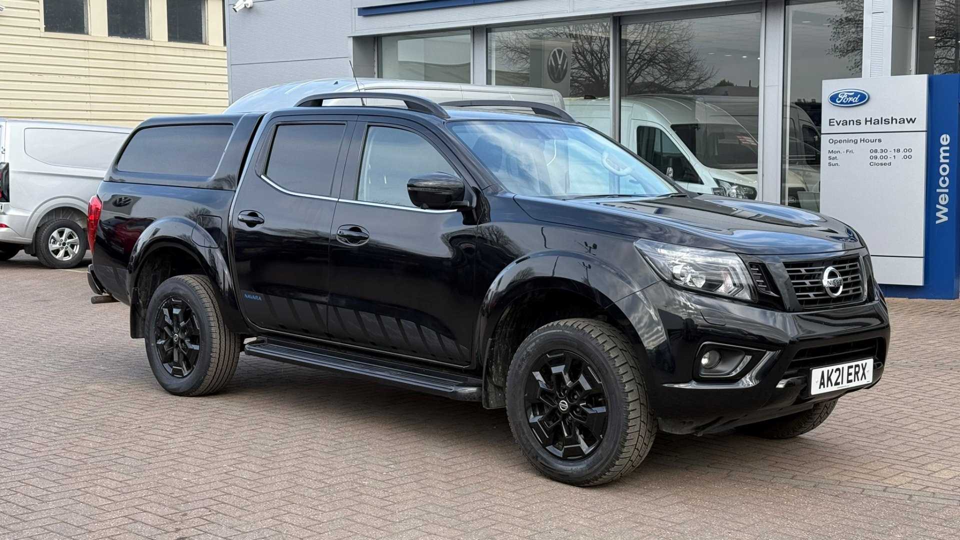 Main listing image - Nissan Navara