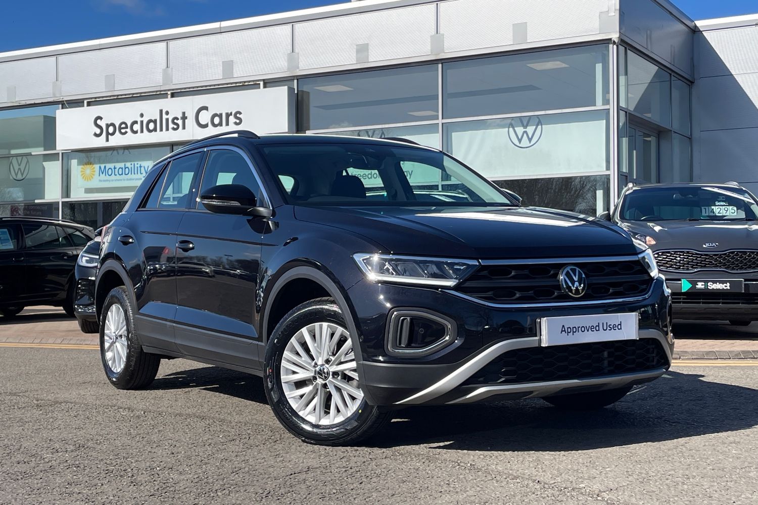 Main listing image - Volkswagen T-Roc