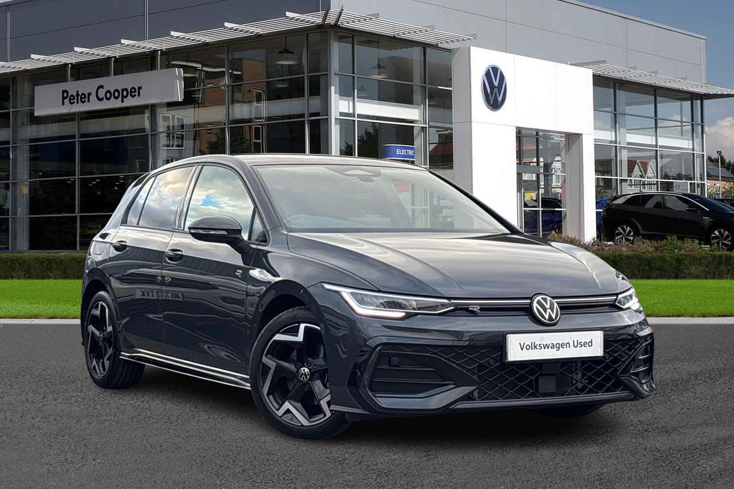 Main listing image - Volkswagen Golf