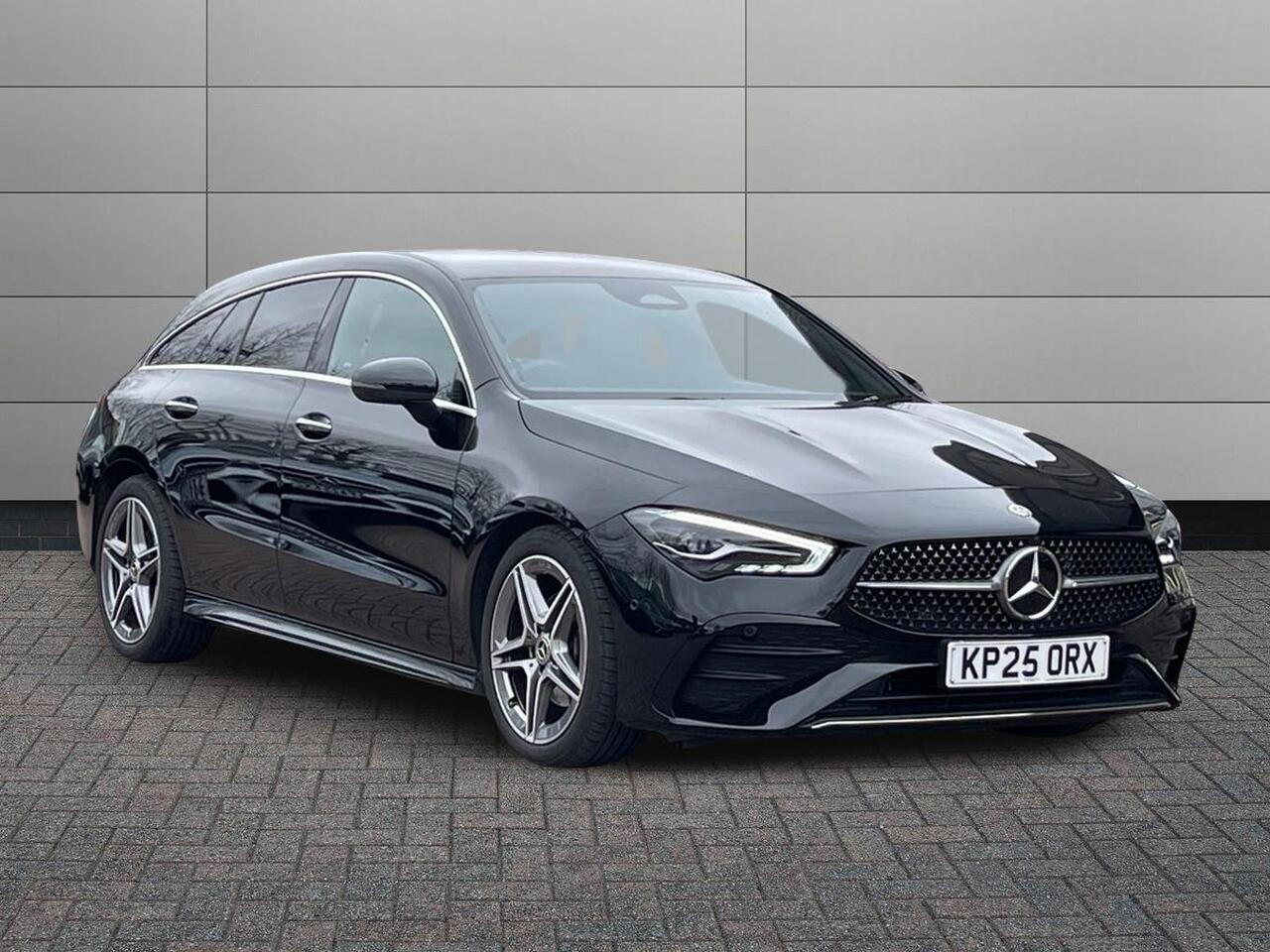 Main listing image - Mercedes-Benz CLA Shooting Brake