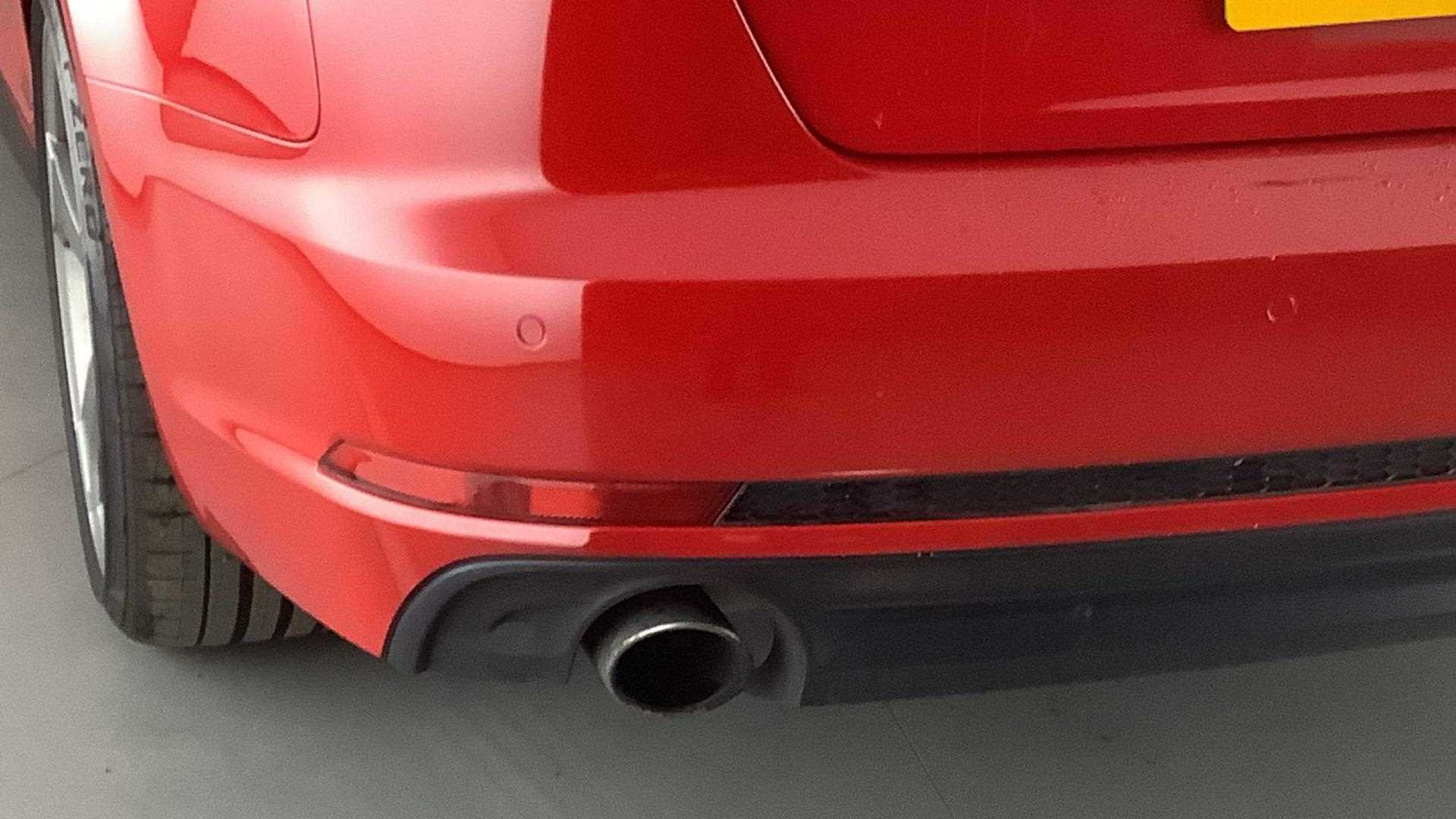 Main listing image - Audi A4