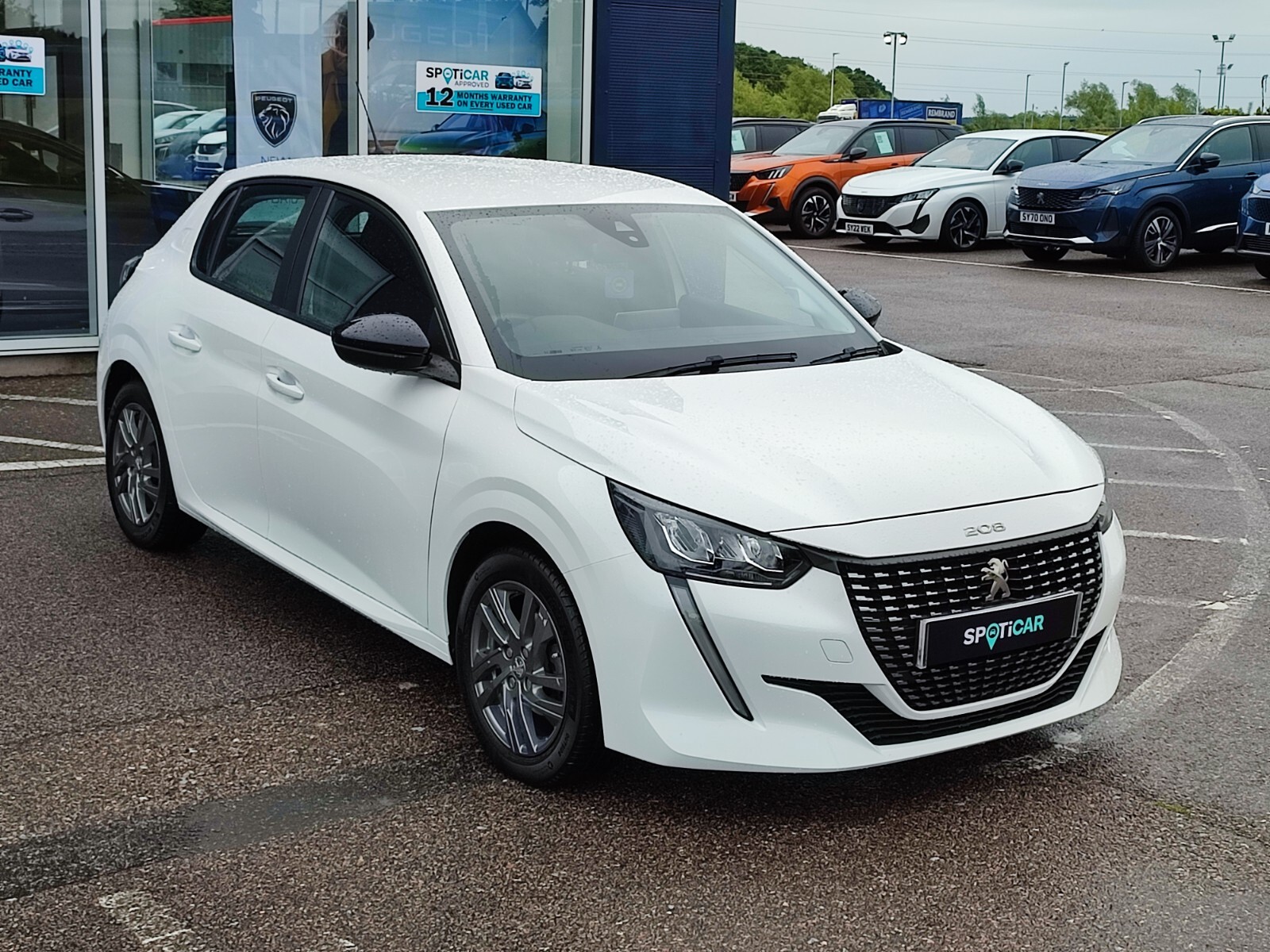 Main listing image - Peugeot 208