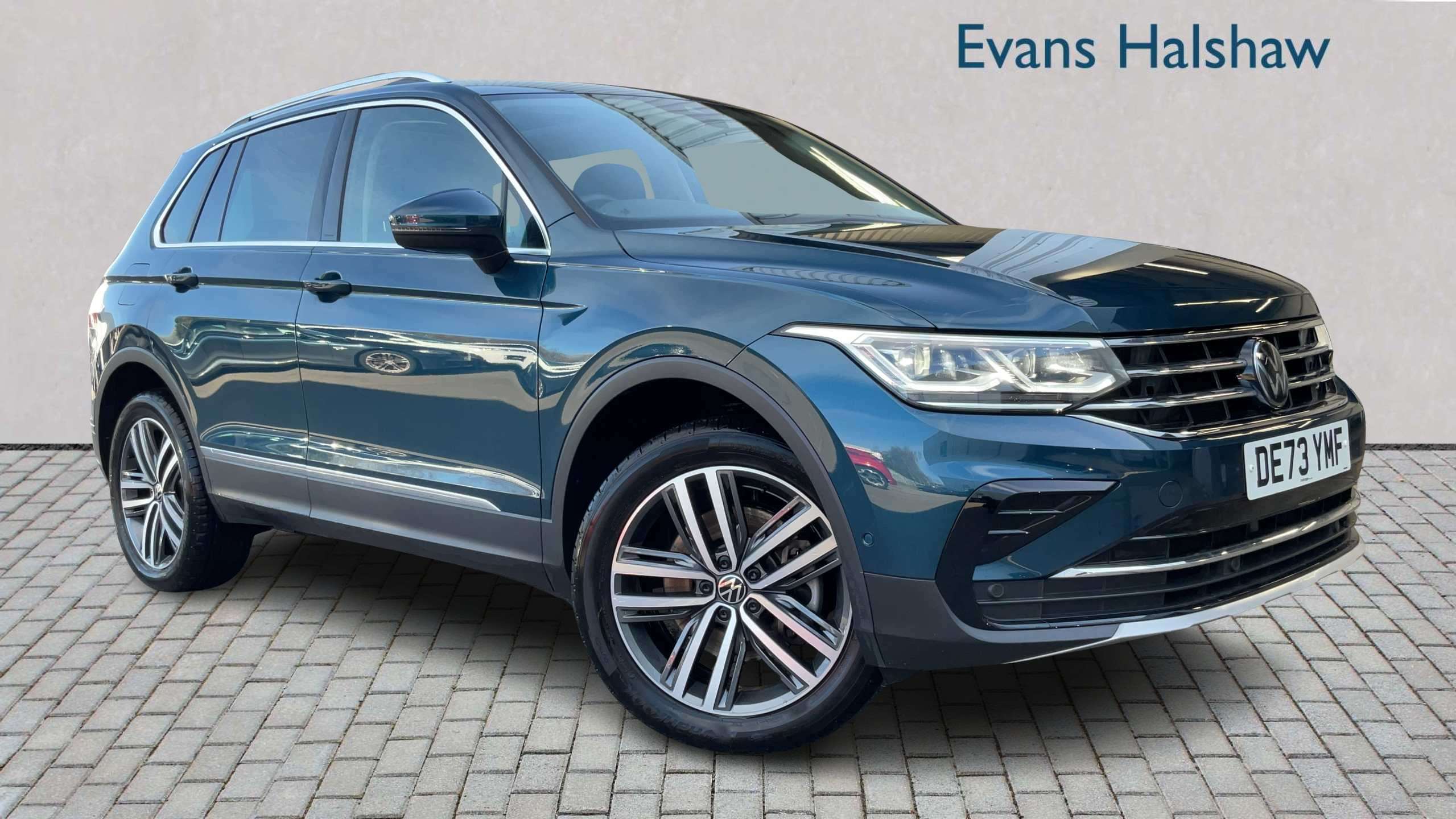 Main listing image - Volkswagen Tiguan