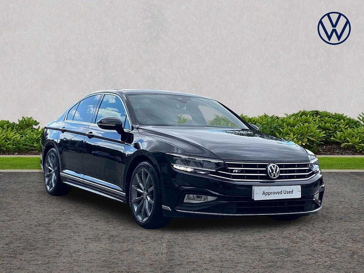 Main listing image - Volkswagen Passat