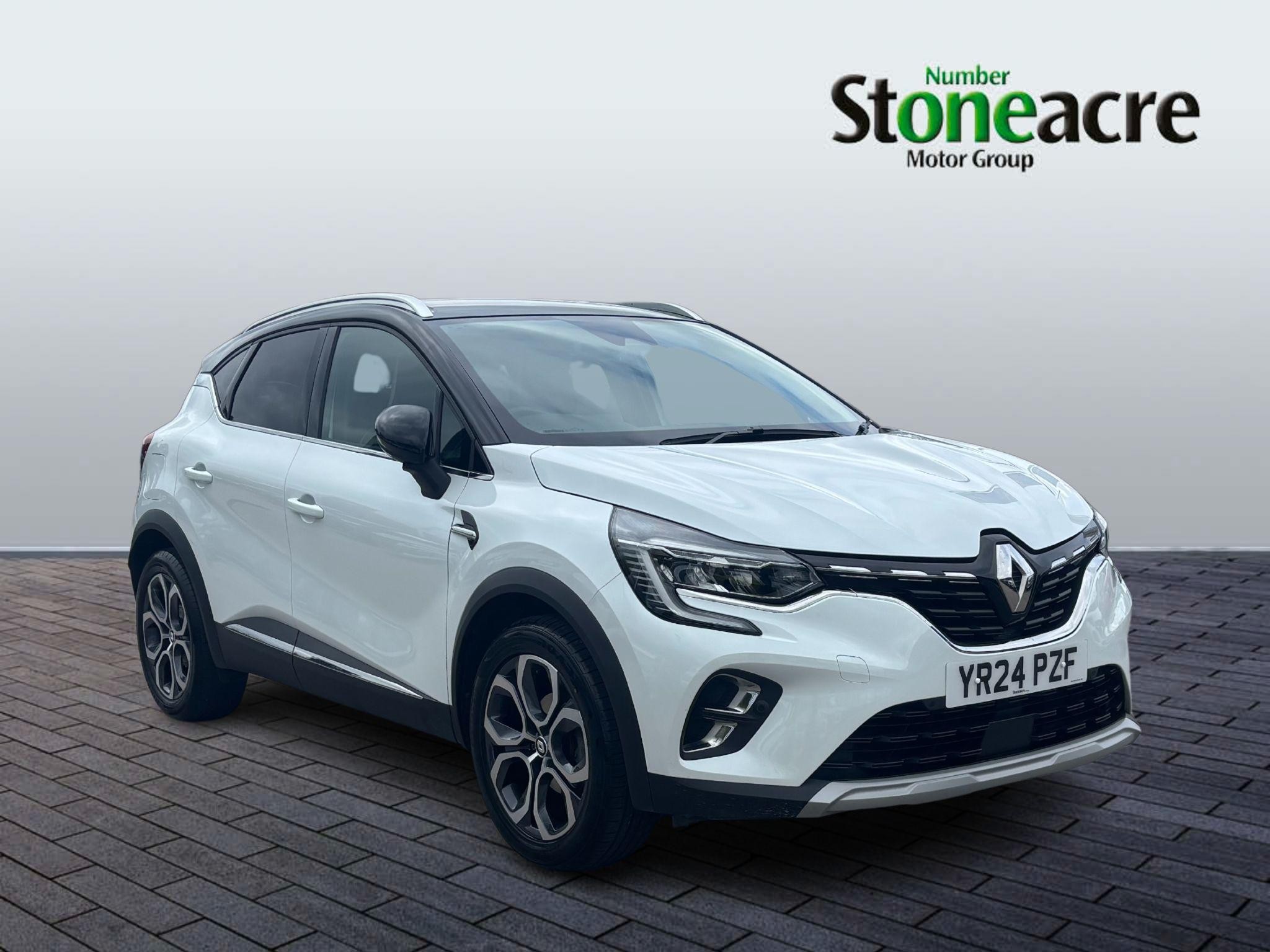 Main listing image - Renault Captur