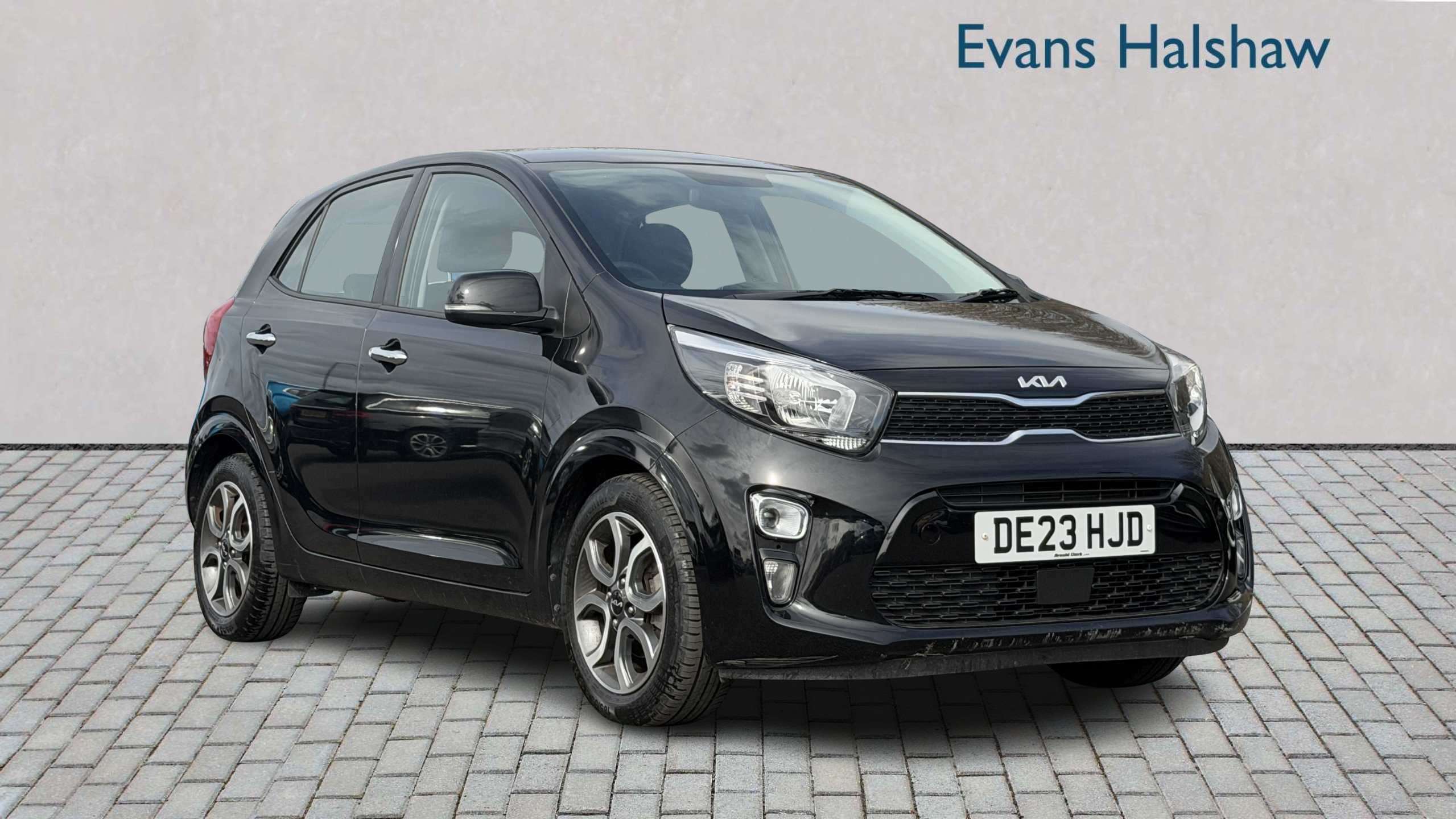 Main listing image - Kia Picanto