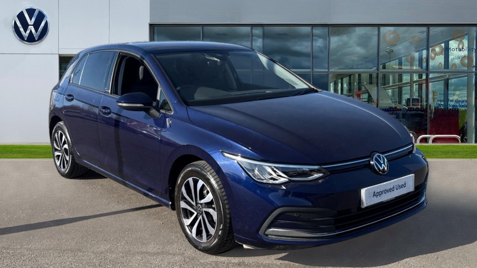 Main listing image - Volkswagen Golf
