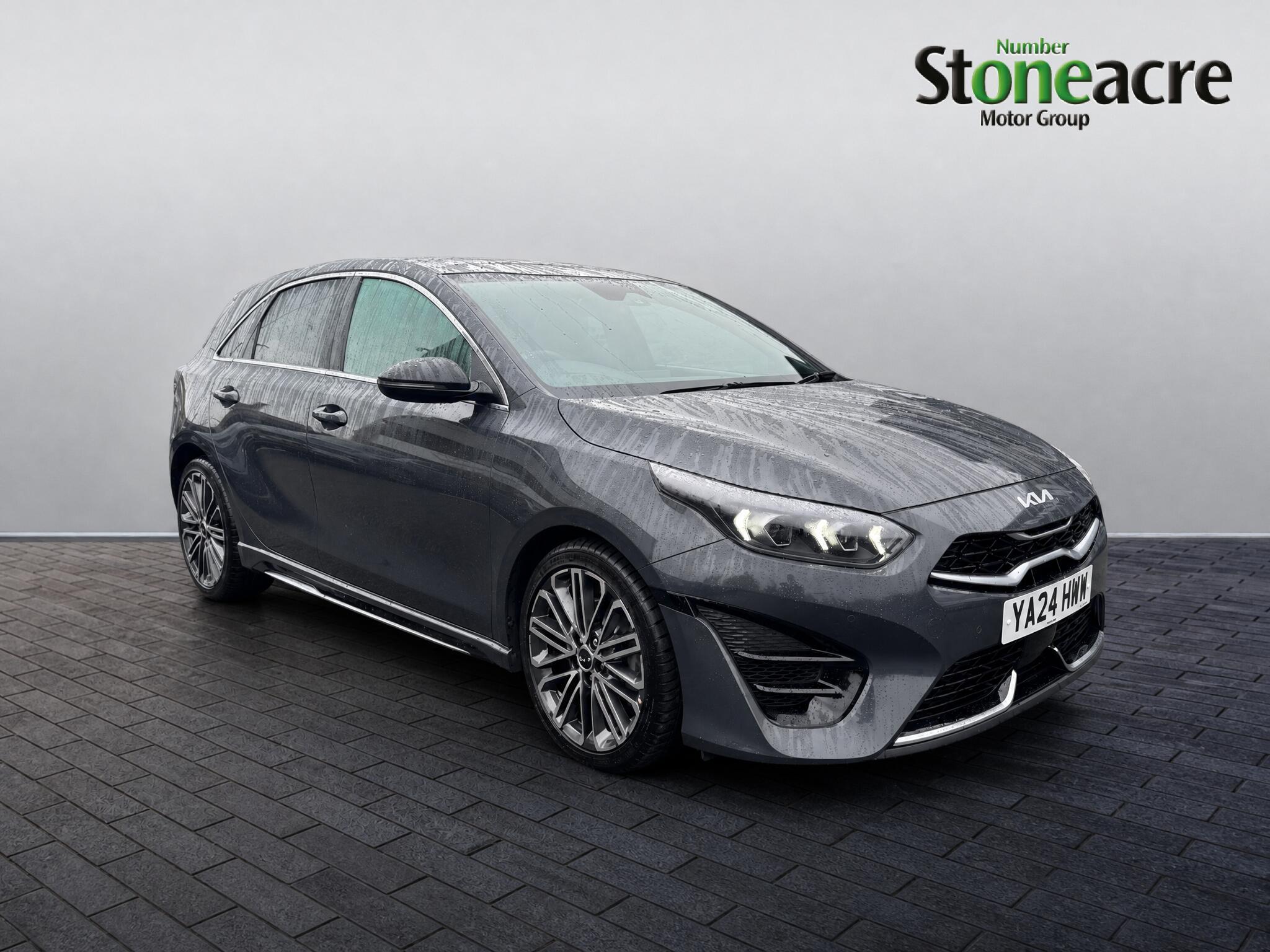 Main listing image - Kia Ceed