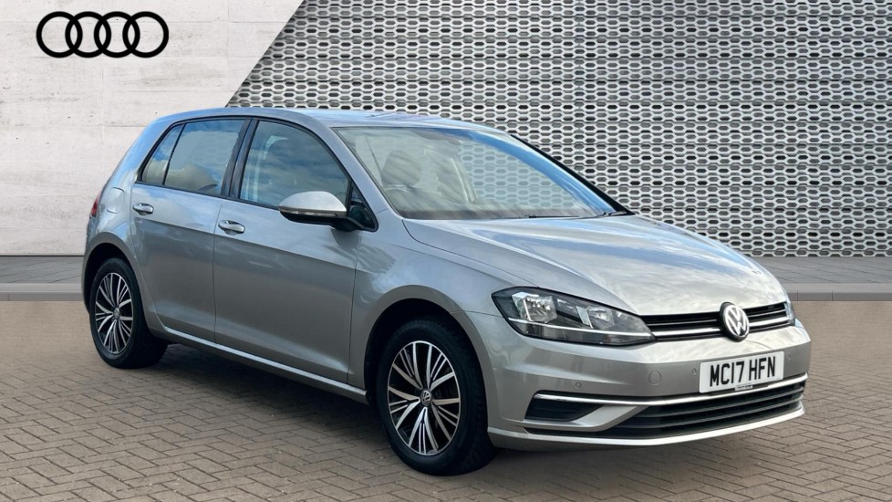 Main listing image - Volkswagen Golf