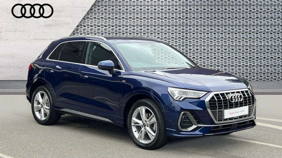 Main listing image - Audi Q3