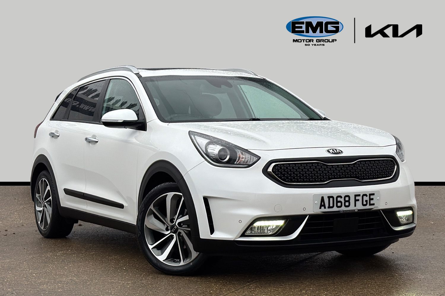 Main listing image - Kia Niro