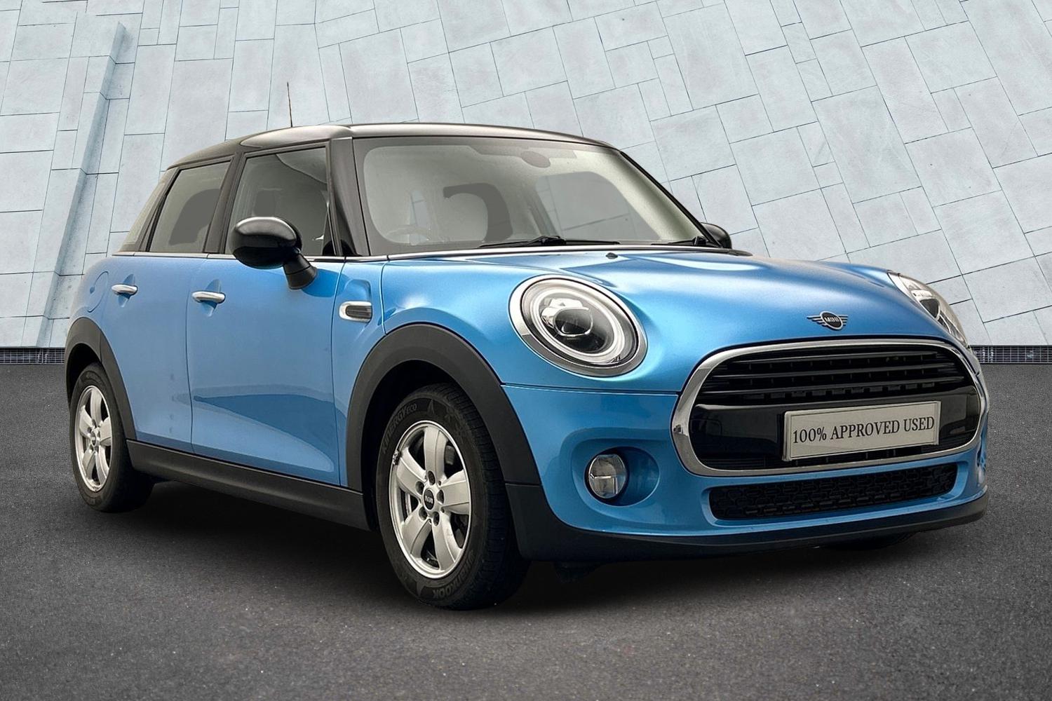 Main listing image - MINI Hatchback 5dr
