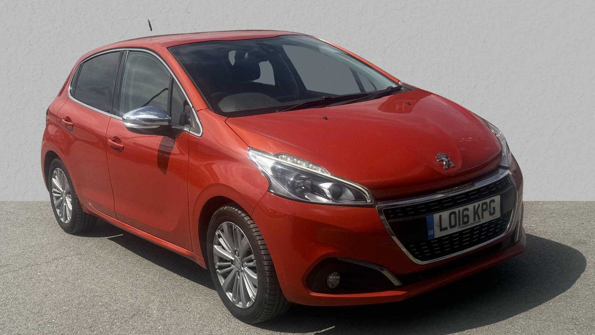 Main listing image - Peugeot 208