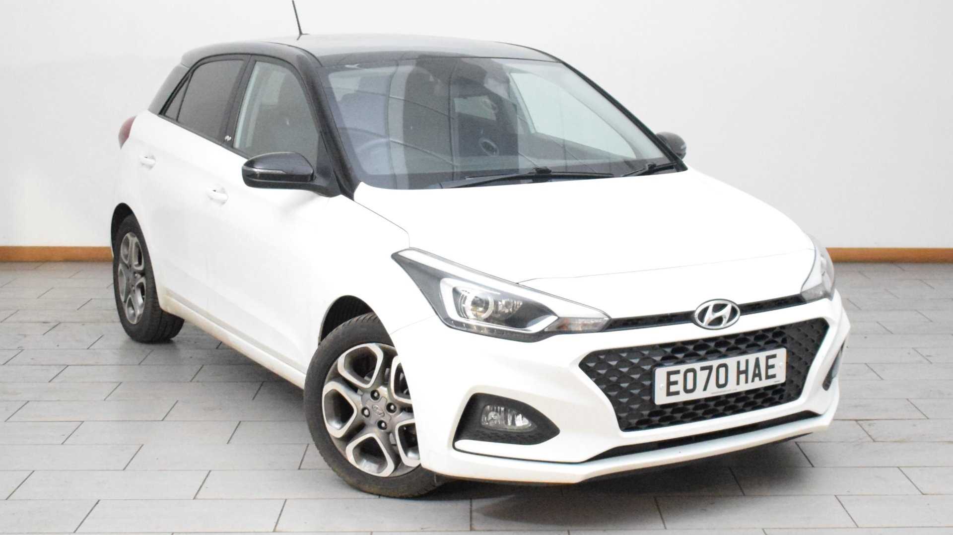 Main listing image - Hyundai i20