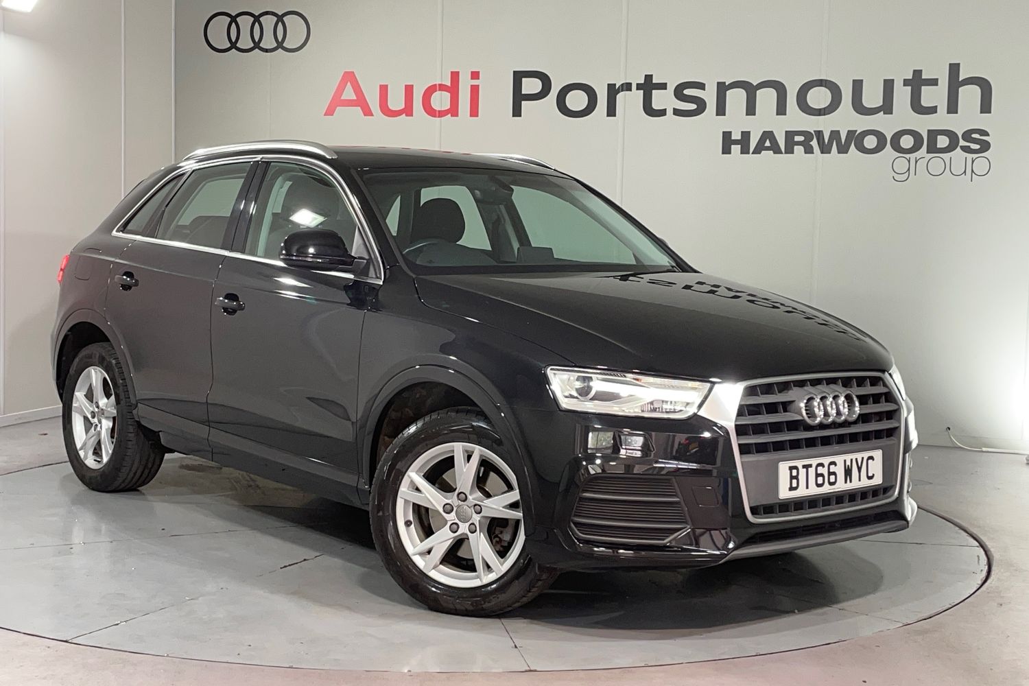 Main listing image - Audi Q3