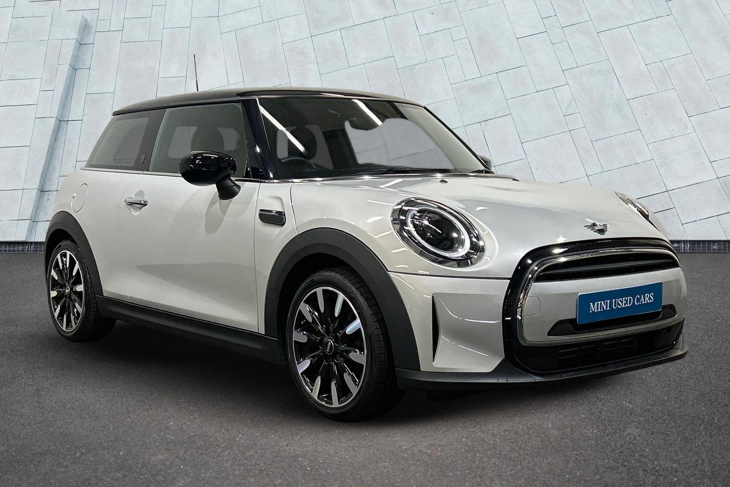 Main listing image - MINI Hatchback