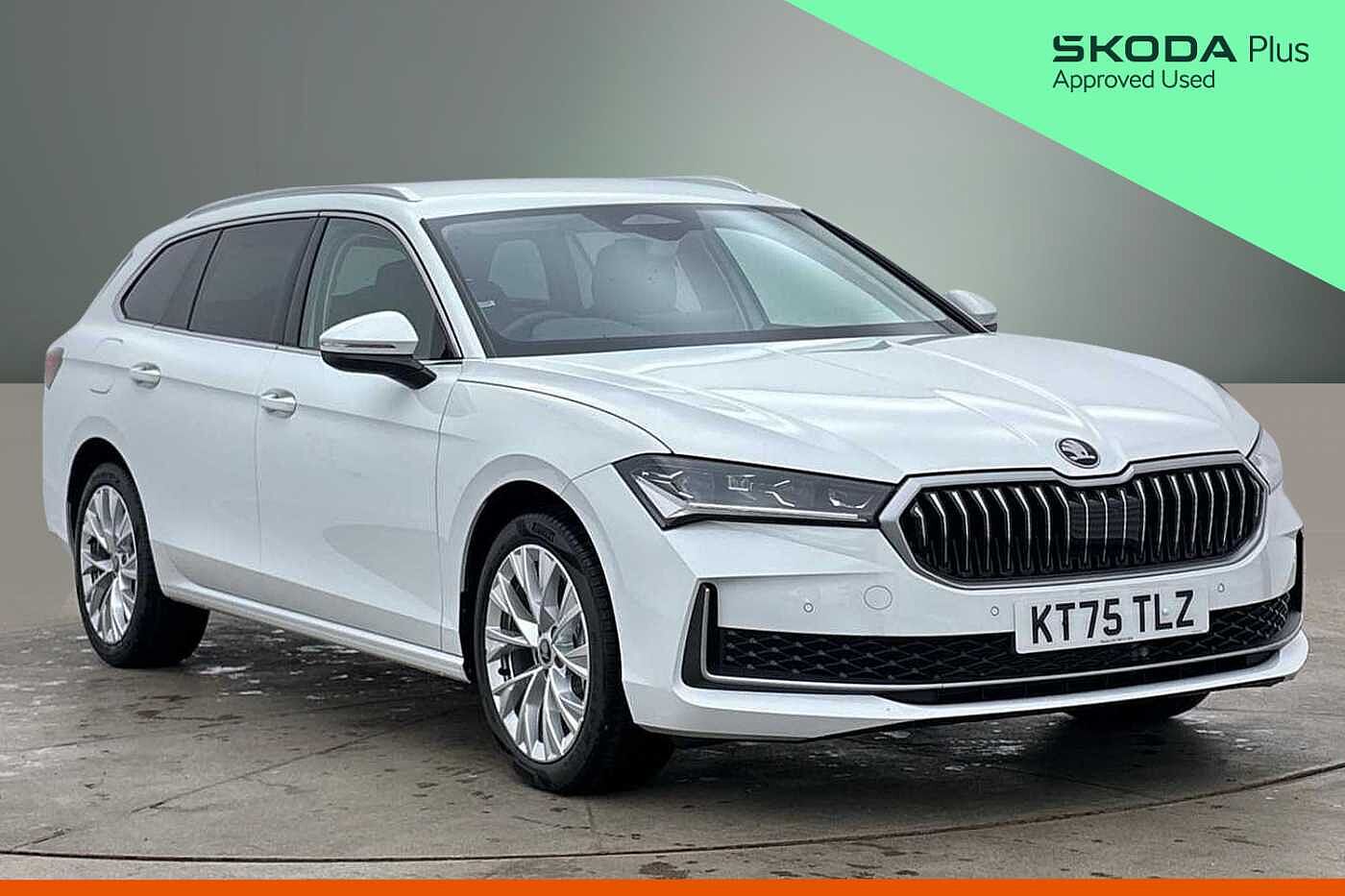 Main listing image - Skoda Superb