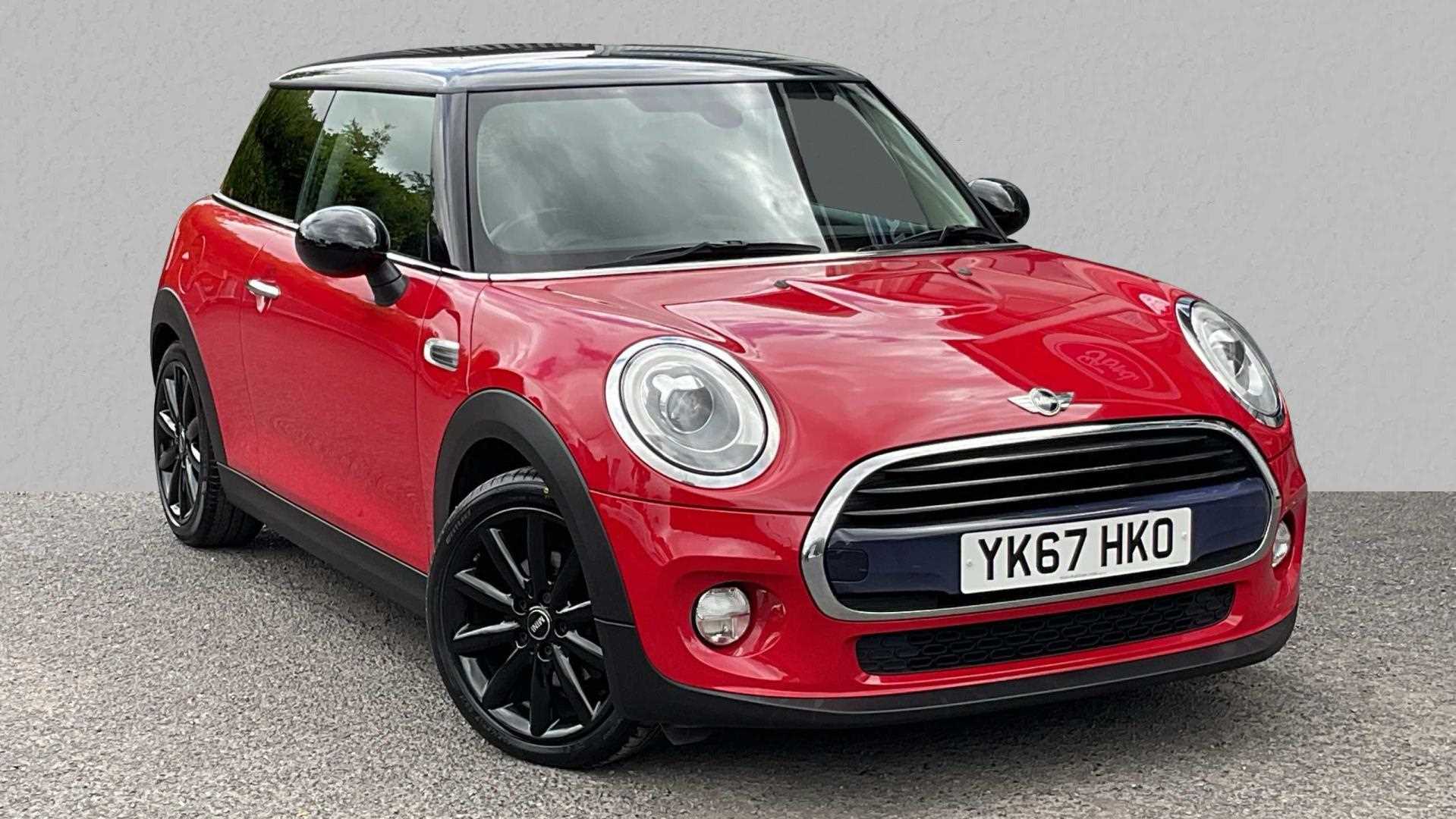 Main listing image - MINI Hatchback