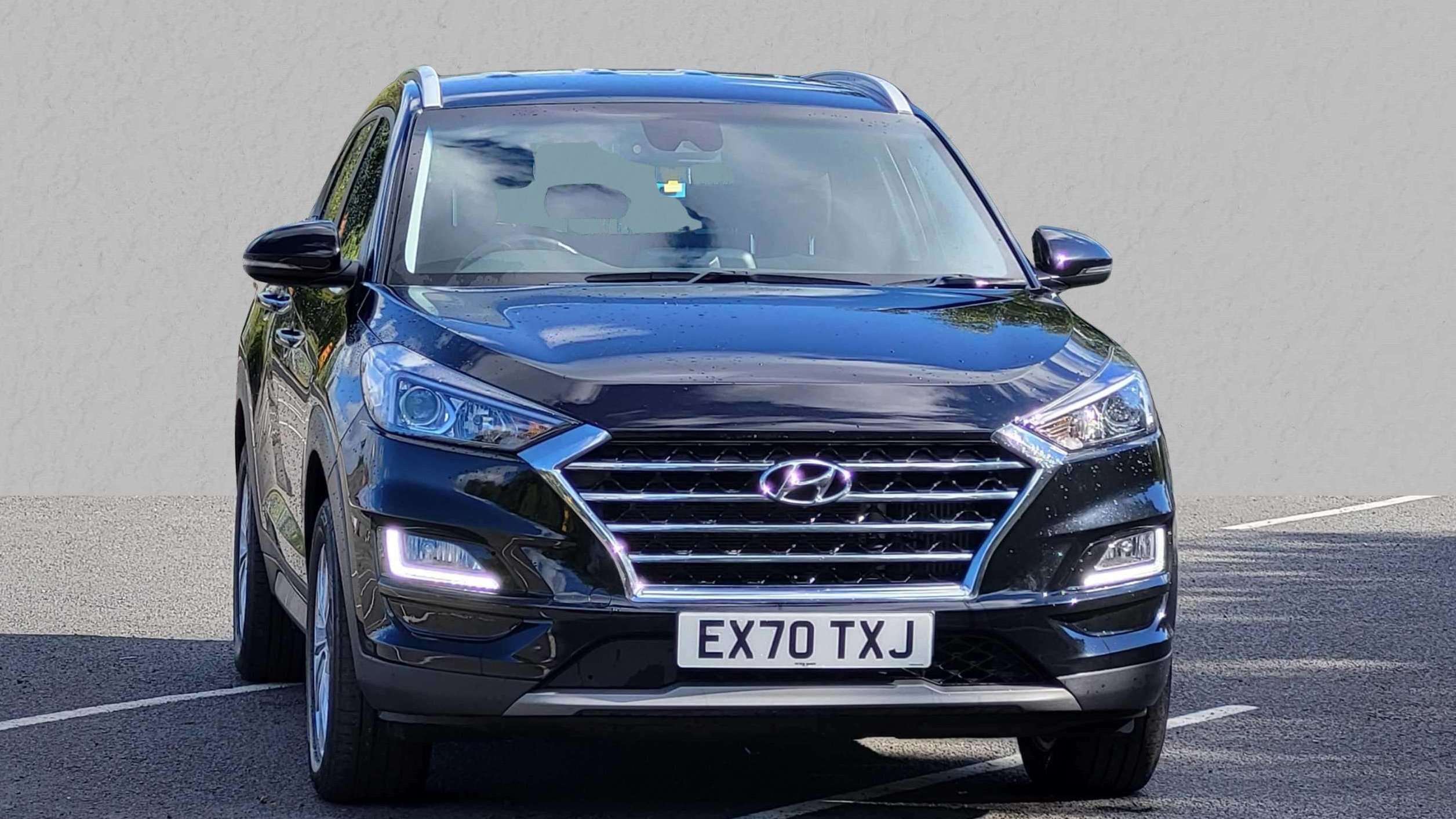 Main listing image - Hyundai Tucson