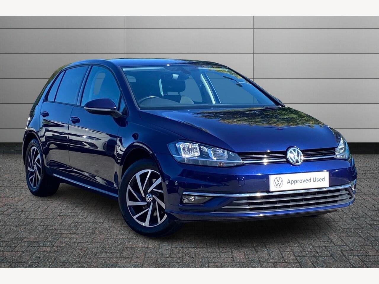 Main listing image - Volkswagen Golf
