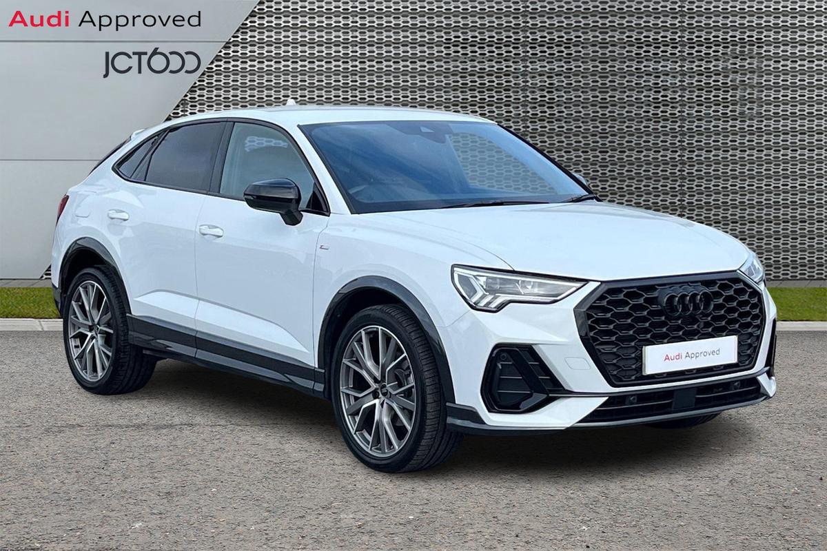 Main listing image - Audi Q3