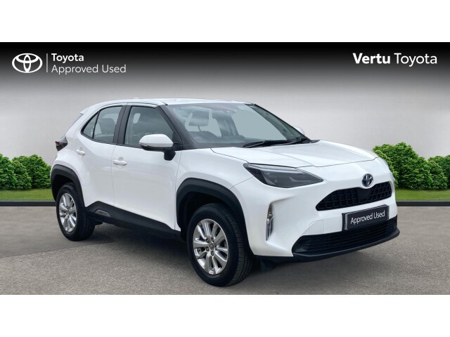 Main listing image - Toyota Yaris Cross