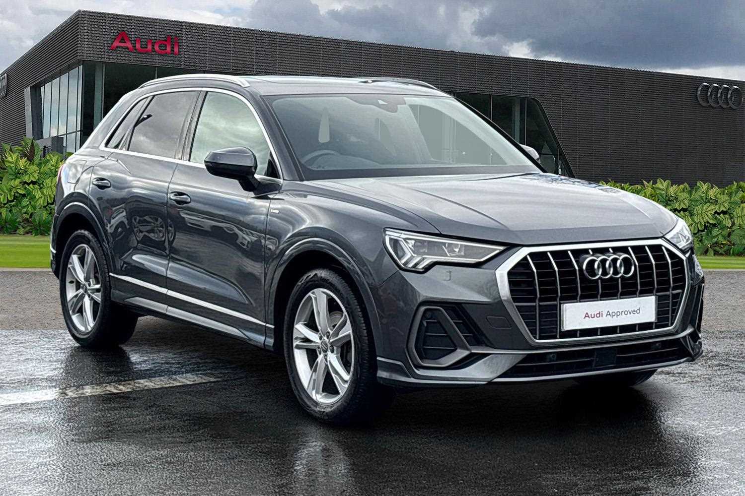 Main listing image - Audi Q3