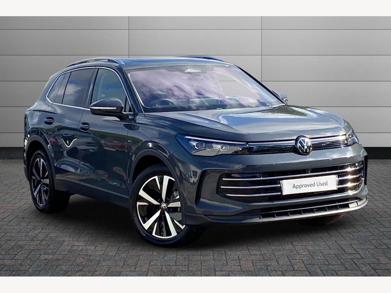 Main listing image - Volkswagen Tiguan