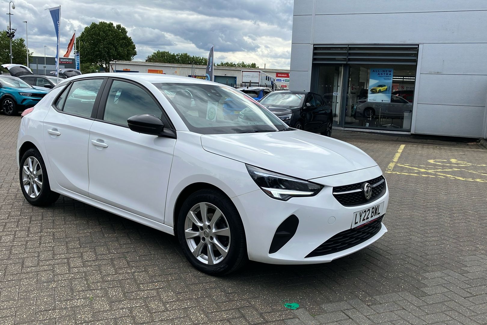 Main listing image - Vauxhall Corsa