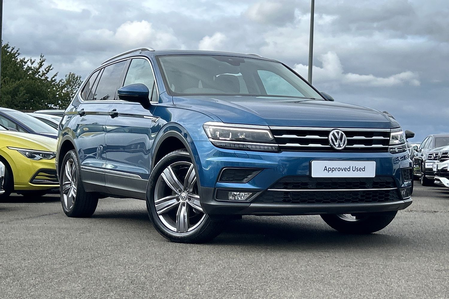 Main listing image - Volkswagen Tiguan Allspace