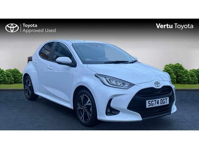 Main listing image - Toyota Yaris