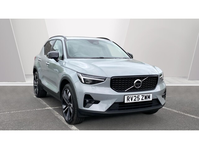 Main listing image - Volvo XC40