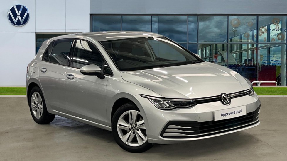 Main listing image - Volkswagen Golf