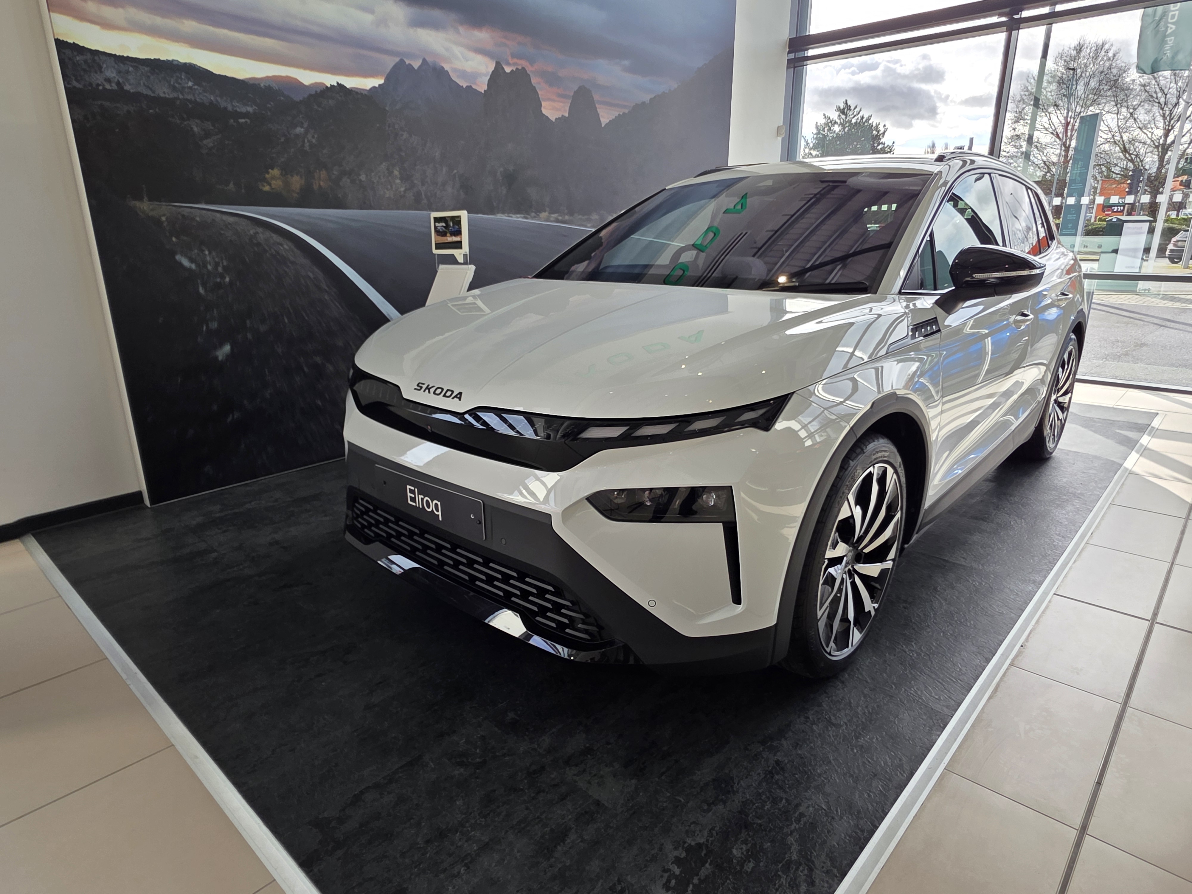 Main listing image - Skoda Elroq