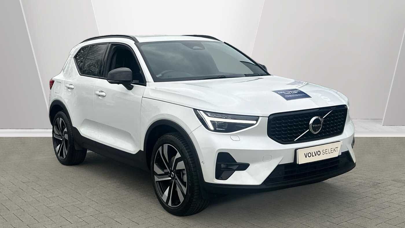 Main listing image - Volvo XC40