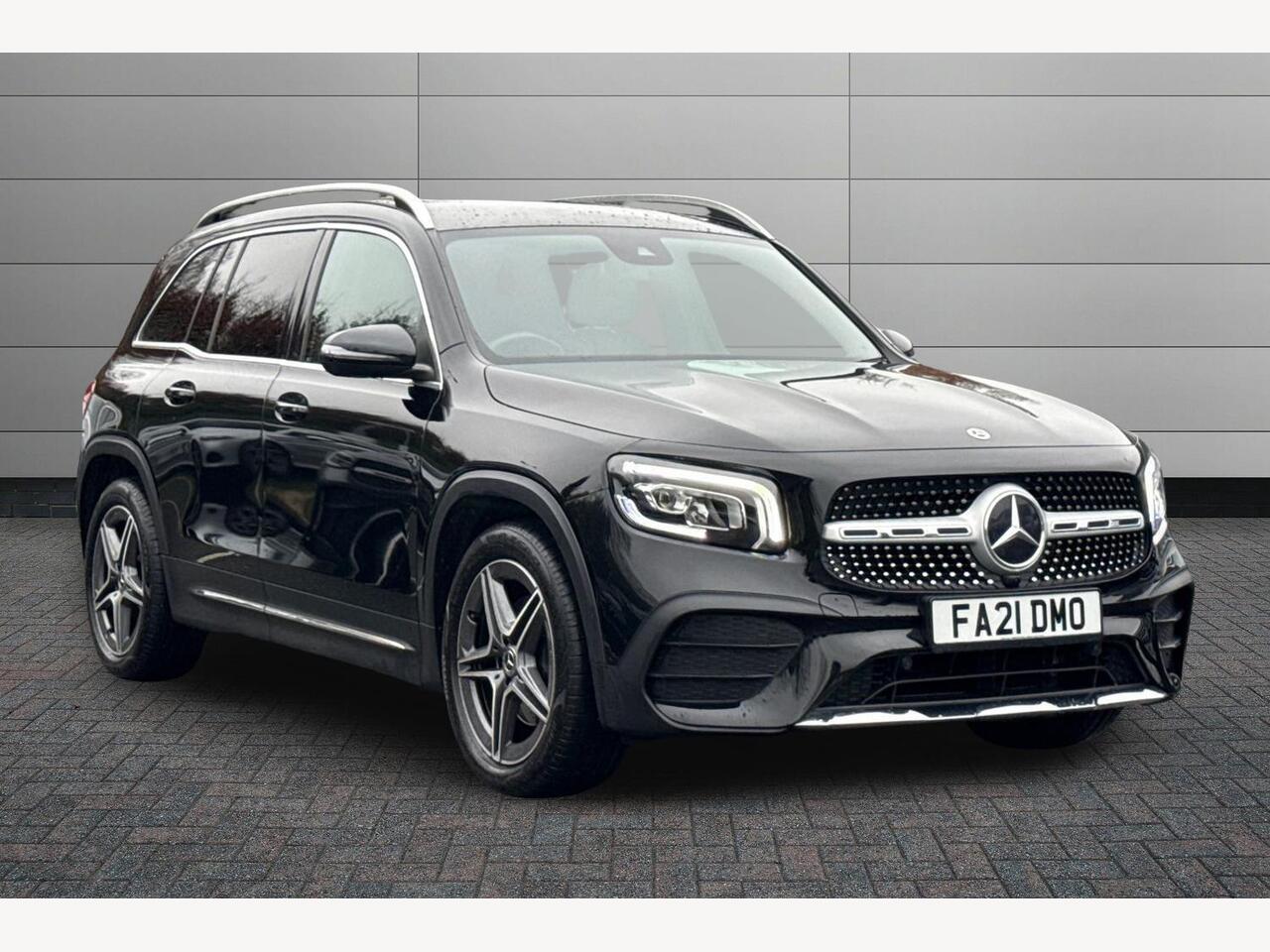 Main listing image - Mercedes-Benz GLB