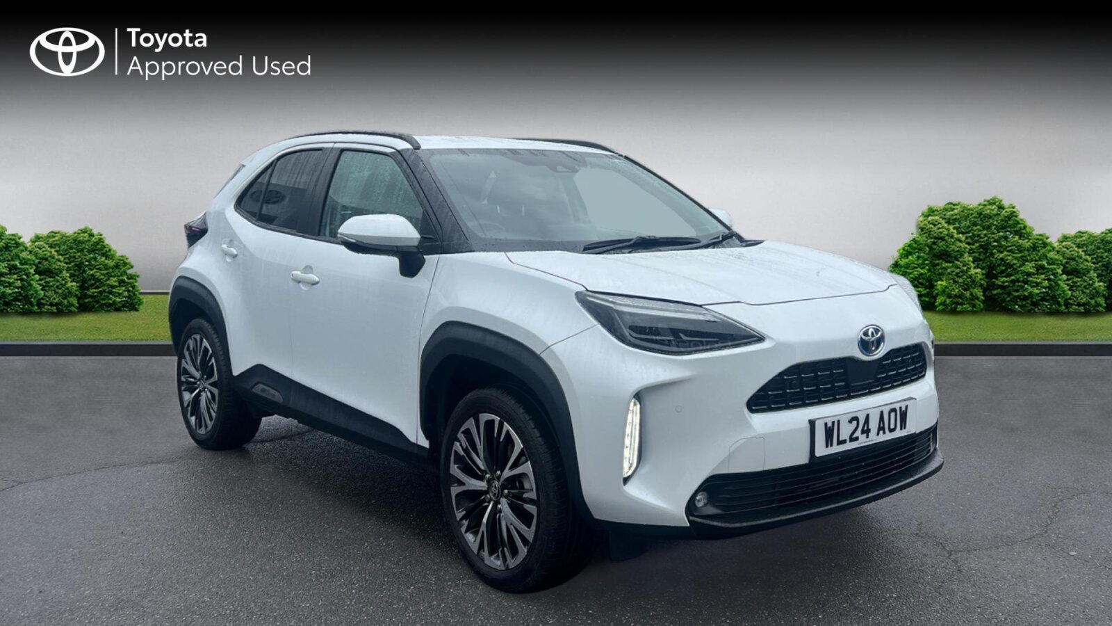 Main listing image - Toyota Yaris Cross