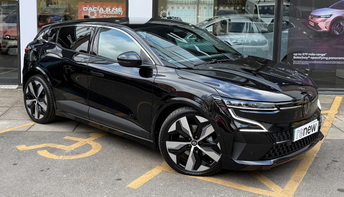 Main listing image - Renault Megane E Tech