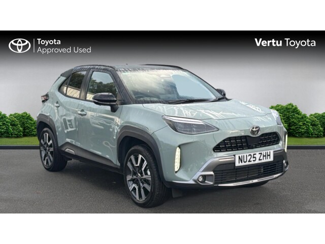 Main listing image - Toyota Yaris Cross