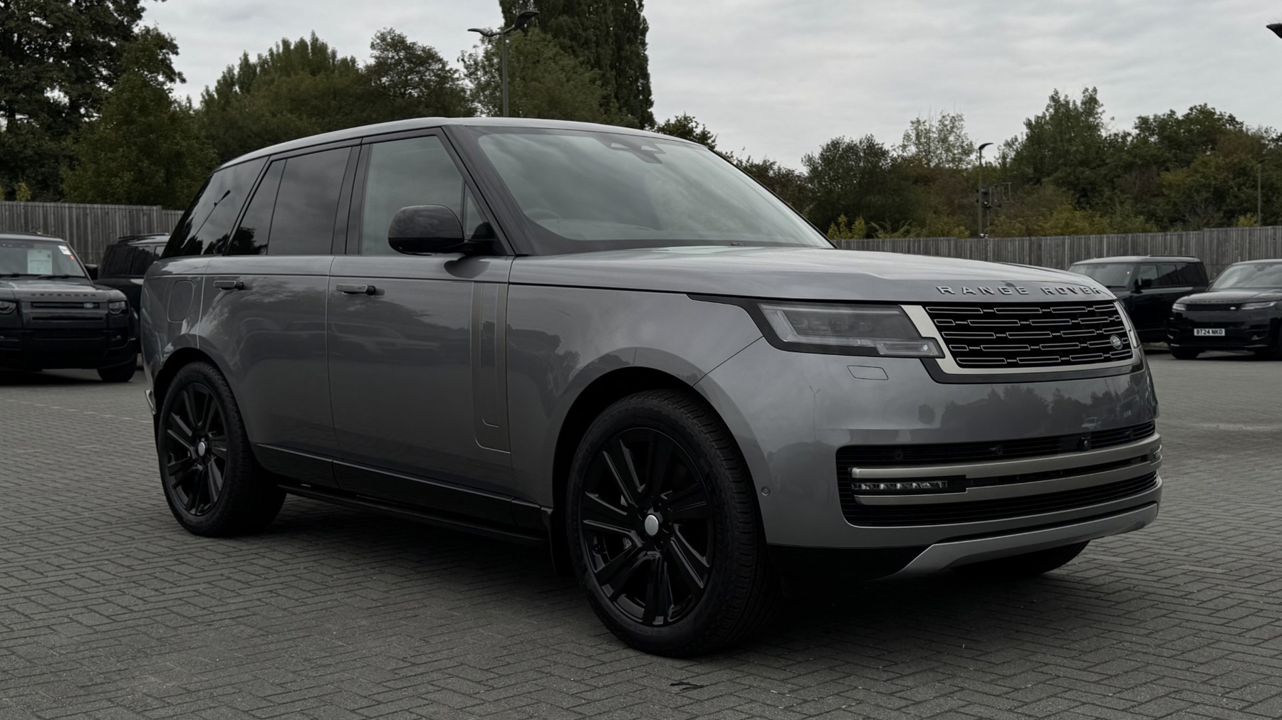 Main listing image - Land Rover Range Rover