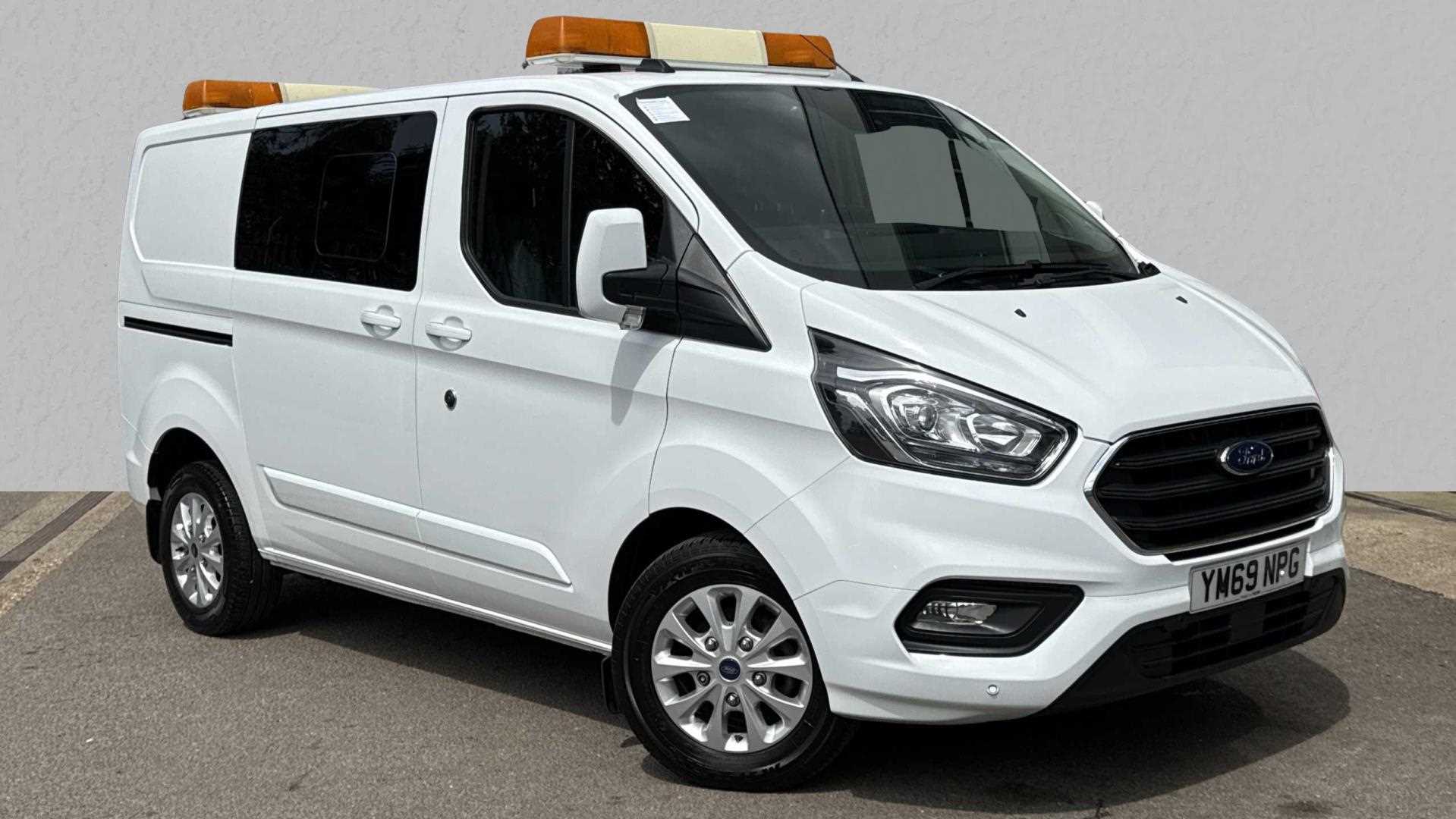Main listing image - Ford Transit Custom